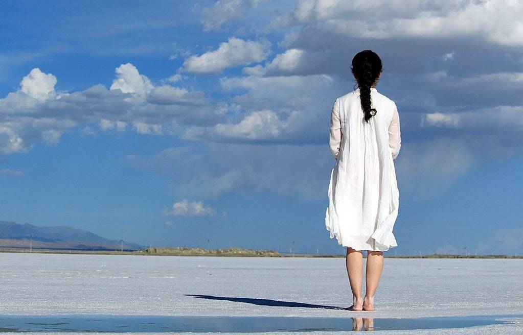 Plongez dans les dernières tendances mode sur ModeCity.fr : inspirations élégantes